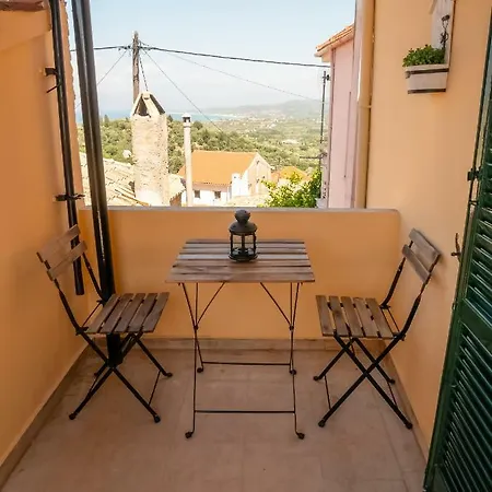 Appartamento Casa Aggiolina Karousádes
